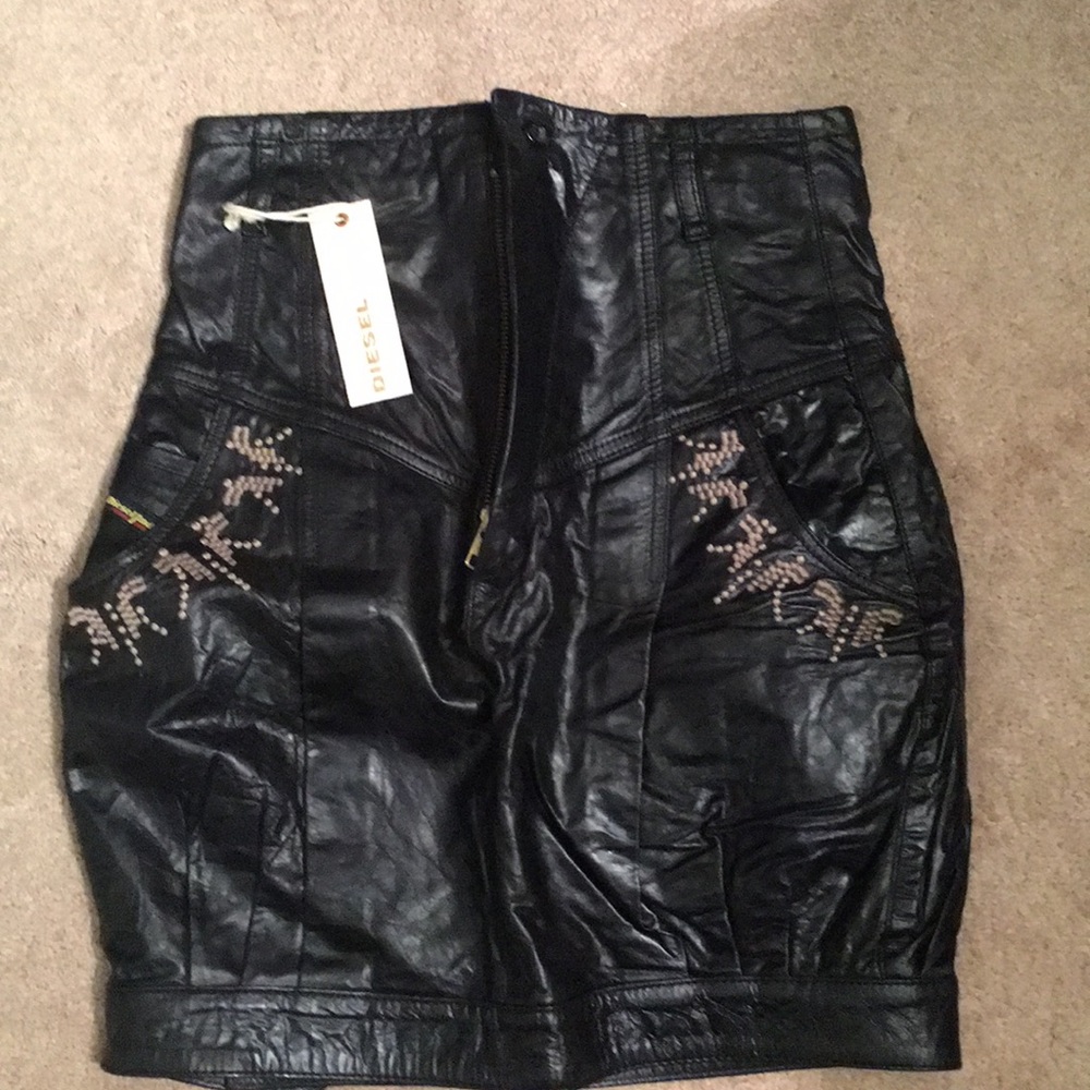 Leather skirt
